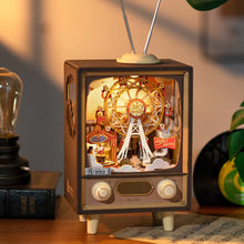 Laden Sie das Bild in den Galerie-Viewer, 3D Puzzle - Spieluhr Karneval bei Sonnenuntergang