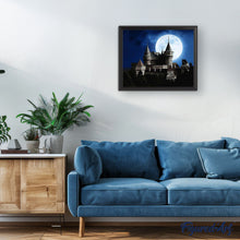Laden Sie das Bild in den Galerie-Viewer, Malen nach Zahlen für Erwachsene | Schloss und Vollmond | Figured'Art