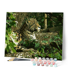 Laden Sie das Bild in den Galerie-Viewer, Malen nach Zahlen für Erwachsene | Leopard 2 | Figured'Art