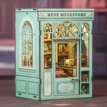 Laden Sie das Bild in den Galerie-Viewer, Book Nook - Muse Buchhandlung