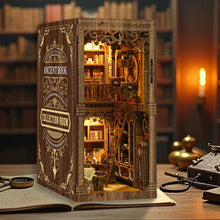 Laden Sie das Bild in den Galerie-Viewer, Book Nook - Antiker Bibliotheksraum Figured'Art