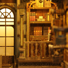 Laden Sie das Bild in den Galerie-Viewer, Book Nook - Antiker Bibliotheksraum