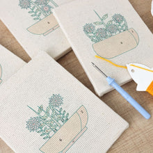 Laden Sie das Bild in den Galerie-Viewer, Punch Needle Set (4 Stück) mit Rahmen - Blumenkorb