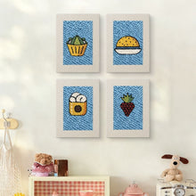 Laden Sie das Bild in den Galerie-Viewer, Punch Needle Set (4 Stück) mit Rahmen - Snackzeit 2