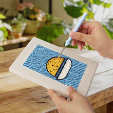 Laden Sie das Bild in den Galerie-Viewer, Punch Needle Set (4 Stück) mit Rahmen - Snackzeit 2