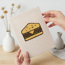 Laden Sie das Bild in den Galerie-Viewer, Punch Needle Set (4 Stück) mit Rahmen - Foodie Spaß Kollektion