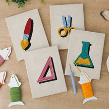 Laden Sie das Bild in den Galerie-Viewer, Punch Needle Set (4 Stück) mit Rahmen - Zurück zur Schule 2