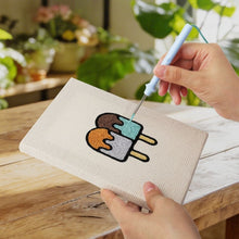 Laden Sie das Bild in den Galerie-Viewer, Punch Needle Set (4 Stück) mit Rahmen - Kawaii Snacks