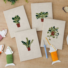 Laden Sie das Bild in den Galerie-Viewer, Punch Needle Set (4 Stück) mit Rahmen - Botanische Schönheit