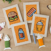Laden Sie das Bild in den Galerie-Viewer, Punch Needle Set (4 Stück) mit Rahmen - Leckeres Essen