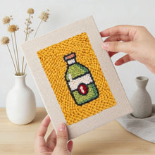 Laden Sie das Bild in den Galerie-Viewer, Punch Needle Set (4 Stück) mit Rahmen - Snack Attacke