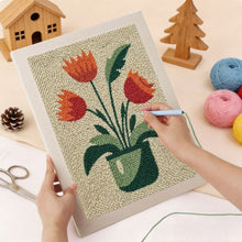Laden Sie das Bild in den Galerie-Viewer, Punch Needle mit Rahmen - Blühende Tulpen