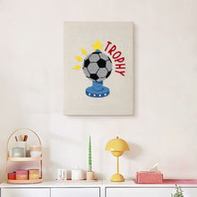 Laden Sie das Bild in den Galerie-Viewer, Punch Needle mit Rahmen - Fußballtrophäe