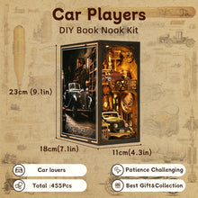 Laden Sie das Bild in den Galerie-Viewer, Book Nook - Vintage Garage