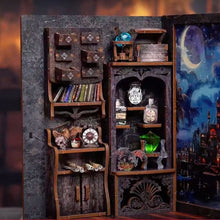 Laden Sie das Bild in den Galerie-Viewer, Book Nook - Haus der Zauber