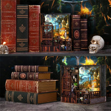 Laden Sie das Bild in den Galerie-Viewer, Book Nook - Haus der Zauber