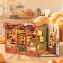 Laden Sie das Bild in den Galerie-Viewer, Miniaturhaus - Bäckerei Mrs. Hunt Figured'Art