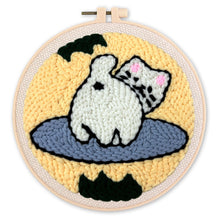 Laden Sie das Bild in den Galerie-Viewer, Punch Needle set Verspielte Katze