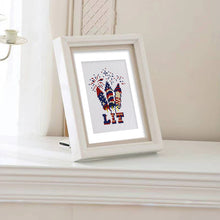 Laden Sie das Bild in den Galerie-Viewer, Mini Diamond Painting 15x20 cm (4 Stück) - Amerikanischer Geist: Patriotische Pixelkunst