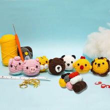 Laden Sie das Bild in den Galerie-Viewer, Amigurumi Häkelset - Tierköpfe Figured'Art