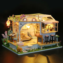 Laden Sie das Bild in den Galerie-Viewer, Miniaturhaus - Garten des Katzenkaffees