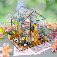 Laden Sie das Bild in den Galerie-Viewer, Miniaturhaus - Sonniges Gewächshaus