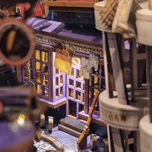 Laden Sie das Bild in den Galerie-Viewer, Book Nook - Magische Nachtgasse