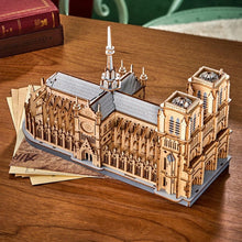 Laden Sie das Bild in den Galerie-Viewer, 3D Puzzle - Kathedrale von Paris