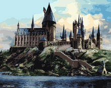 Laden Sie das Bild in den Galerie-Viewer, Malen nach Zahlen Figured'Art – Harry Potter - Hogwarts-Schloss