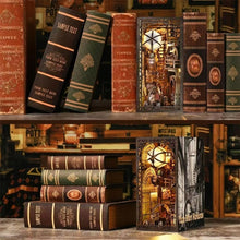 Laden Sie das Bild in den Galerie-Viewer, Book Nook - Onkel Pete's Labor