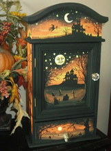 Laden Sie das Bild in den Galerie-Viewer, Malen nach Zahlen für Erwachsene | Halloween Schrank | Figured'Art