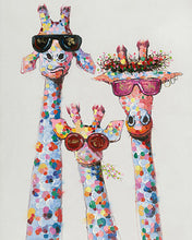 Laden Sie das Bild in den Galerie-Viewer, Malen nach Zahlen Figured'Art – Pop Art Giraffenfamilie