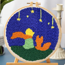 Laden Sie das Bild in den Galerie-Viewer, Punch Needle set Der kleine Prinz und der Fuchs
