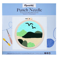 Laden Sie das Bild in den Galerie-Viewer, Punch Needle Vögel am Himmel