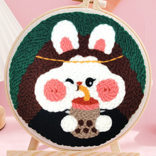 Laden Sie das Bild in den Galerie-Viewer, Punch Needle set Bubble Tea Bunny