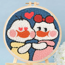Laden Sie das Bild in den Galerie-Viewer, Punch Needle set Verliebte Enten