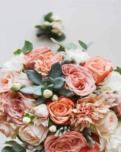 Laden Sie das Bild in den Galerie-Viewer, Blumenstrauß aus Rosen