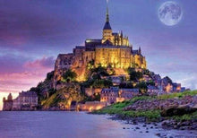 Laden Sie das Bild in den Galerie-Viewer, Diamond Painting – Mont-Saint-Michel – 40 x 50 cm auf Keilrahmen gespannt | Figured'Art