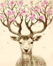 Laden Sie das Bild in den Galerie-Viewer, Malen nach Zahlen für Erwachsene | Hirsch mit Blumenholz | Figured'Art