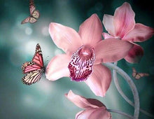 Laden Sie das Bild in den Galerie-Viewer, Diamond Painting, Schmetterling und Orchideen