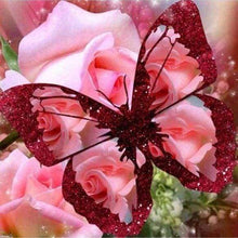 Laden Sie das Bild in den Galerie-Viewer, Diamond Painting, Schmetterling und Rose