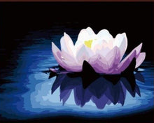 Laden Sie das Bild in den Galerie-Viewer, Lotusblume und Gelassenheit
